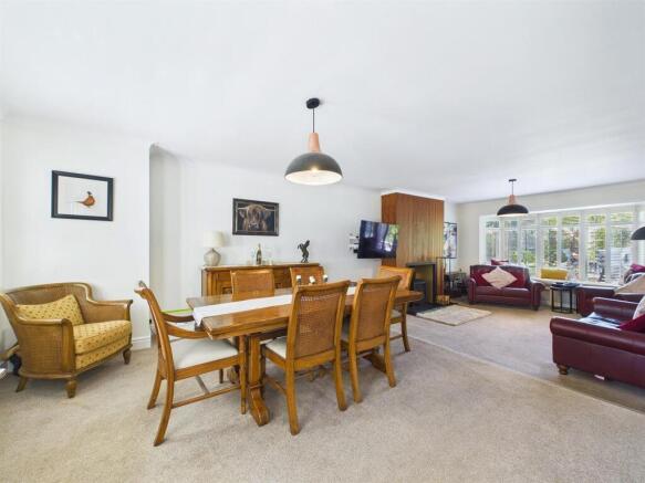 Living/ Dining room