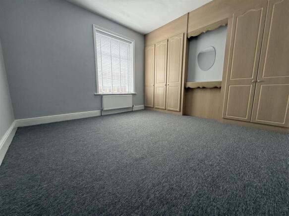 2 bed Terraced for sale Image 9