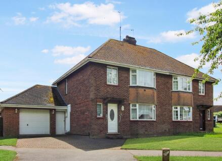 Larch Grove, Bletchley, Milton Keynes, Buckinghamshire, MK2 2LQ