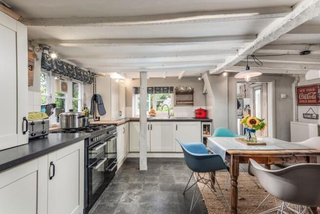 Kitchen/breakfast ro