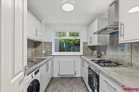 Robertson Drive, Calderwood, EAST KILBRIDE