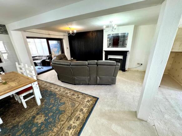 Open Plan Kitchen/Living Area