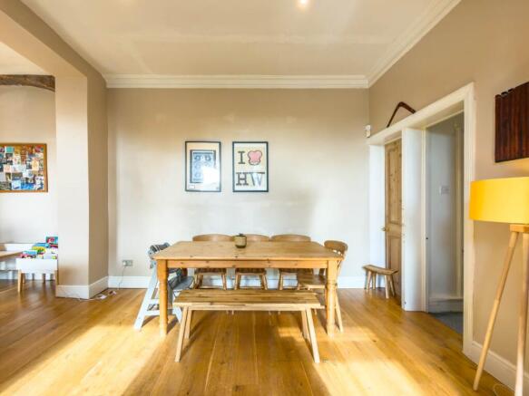 3 bed Semi-Detached for sale Image 6