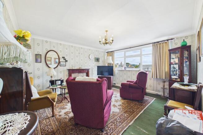 2 bed Flat for sale Image 8