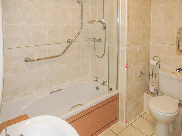 Photo 6