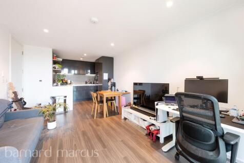 Spectrum Way, London