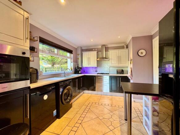 Reform Street, Beith dining kitchen