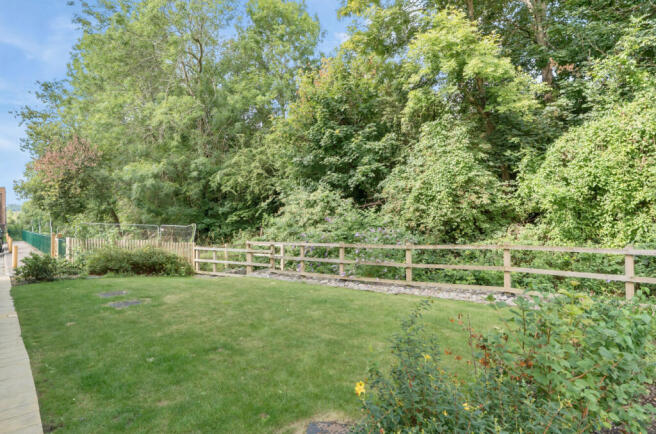 1326564-1-6880a5b...