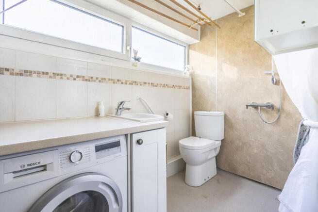 3 bed Semi-Detached for sale Image 8