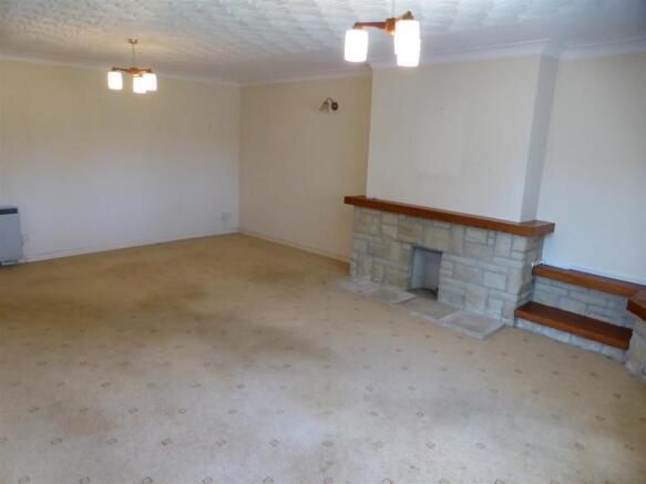 ANOTHER ROOM ASPECT