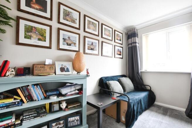 2 bed Semi-Detached for sale Image 9
