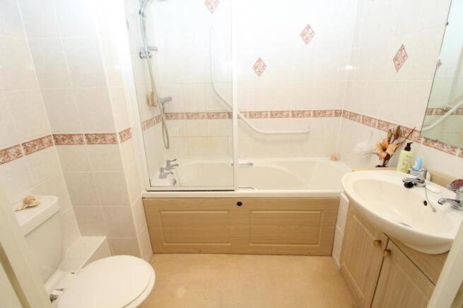 HOUSE BATHROOM/W.C.