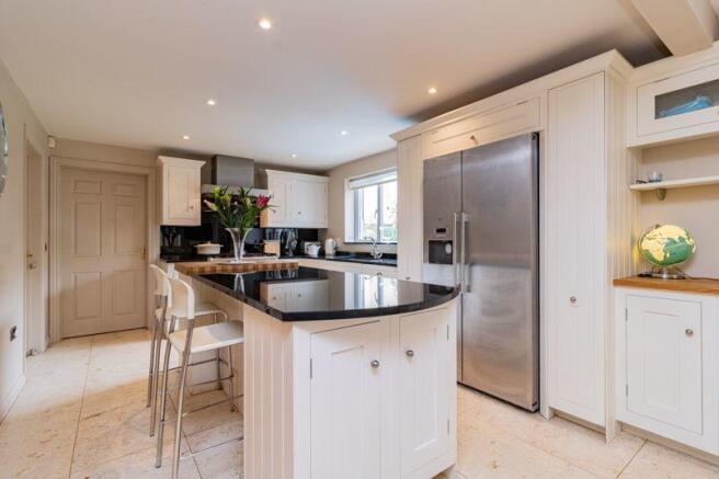 Kitchen/dining...