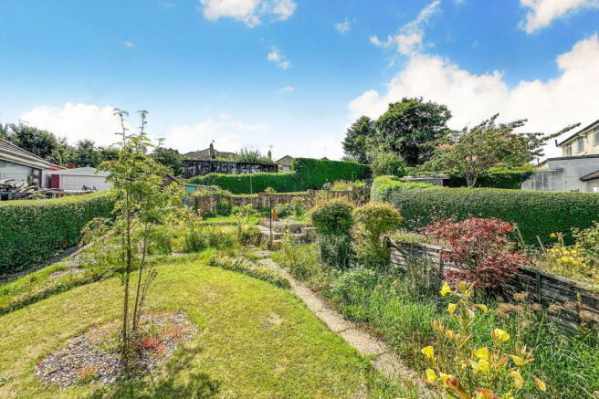 2 bed Semi-Detached Bungalow for sale Image 12
