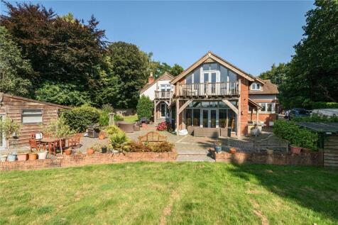Winchester Road, Shedfield, Southampton, Hampshire, SO32