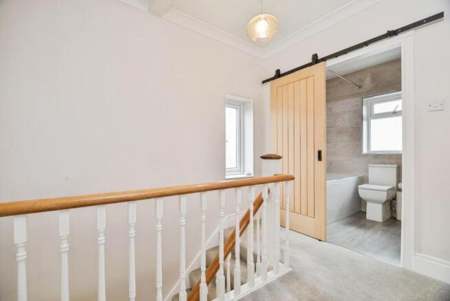 3 bed Semi-Detached for sale Image 9