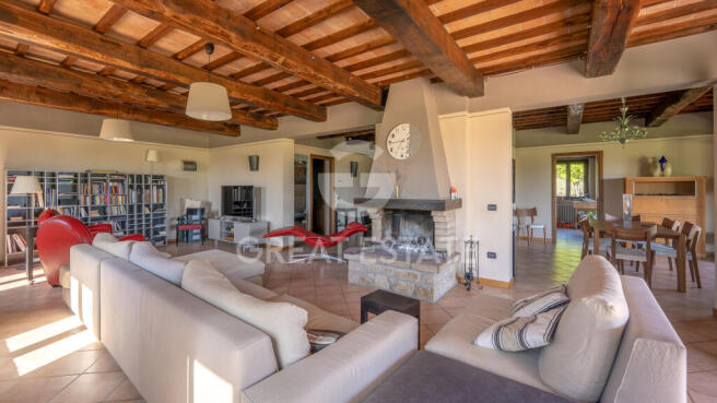 Interno
