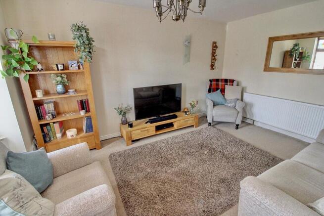 3. Lounge