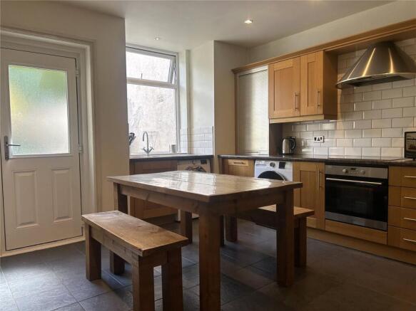 2 bed Terraced for sale Image 6