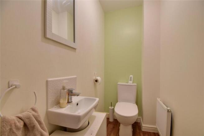 3 bed Semi-Detached for sale Image 11
