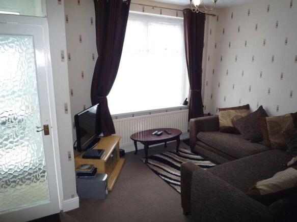 Lounge/Dining Room