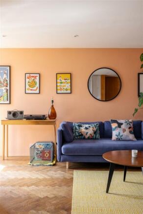Huxley Road E10