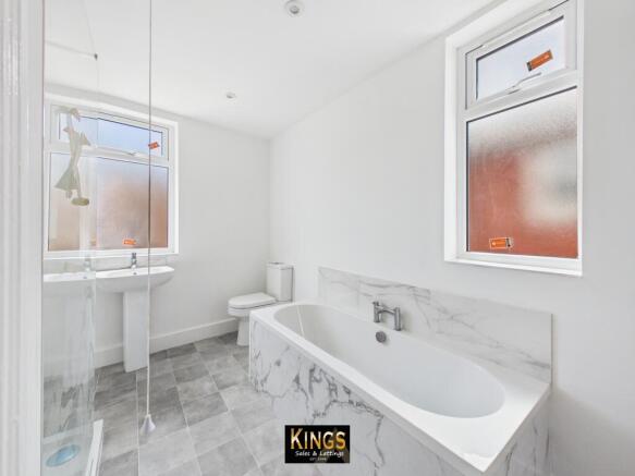 2 bed Terraced for sale Image 12