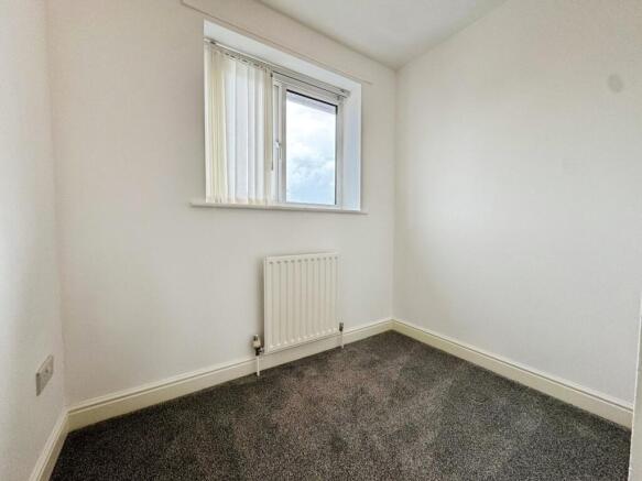 3 bed Semi-Detached for sale Image 11