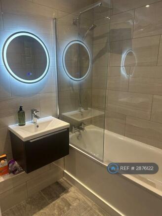 Bathroom Bath & Shower 