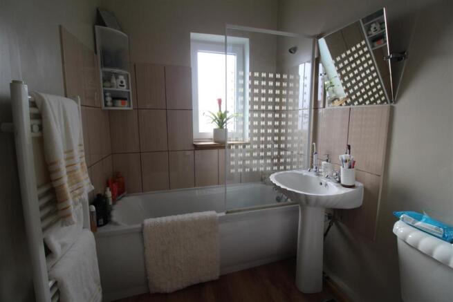 bathroom.JPG
