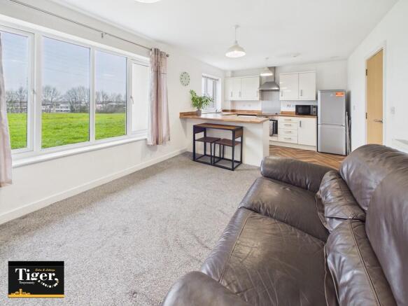 CAM01931G0-PR0323...