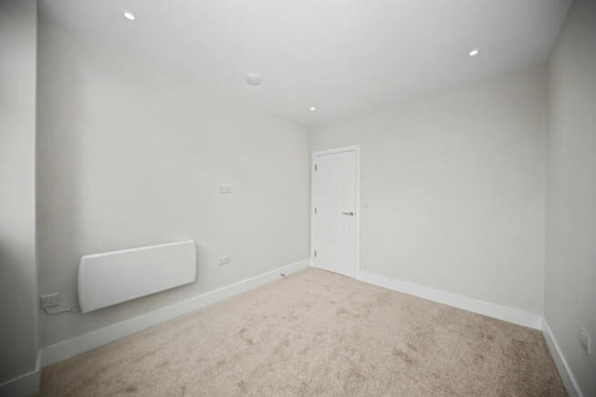 2 bed Apartment for sale Image 9