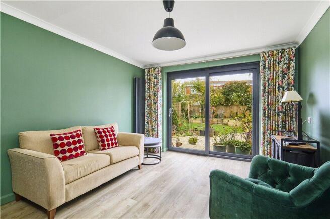 4 bed Detached for sale Image 7