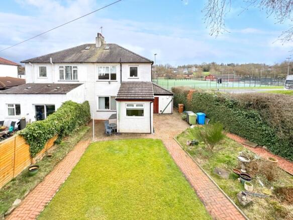 Robslee Road rear garden shot