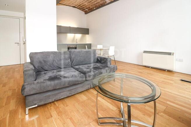 1 bed Apartment to rent Image 7