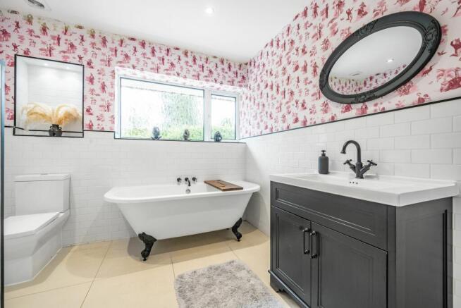 Main Bathroom