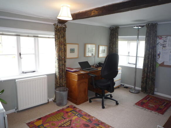 Photo 11