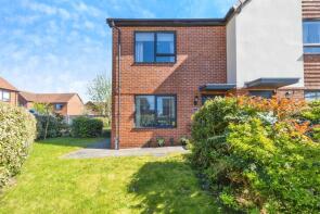 19, Lawrence Close, Lincoln LN6 7LY