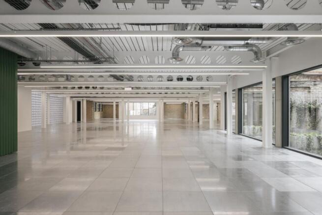 LowRes_Billy Bolton_HUT_Drill Hall_009.jpg