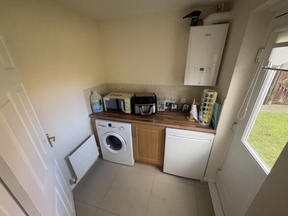 4 bed Detached for sale Image 4