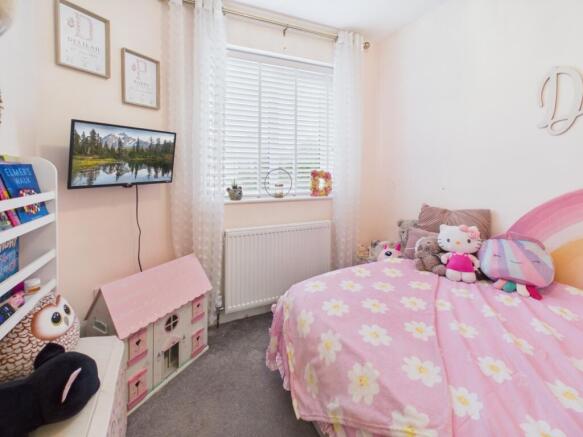 3 bed Semi-Detached for sale Image 7