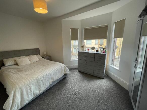 3 bed Terraced to rent Image 4