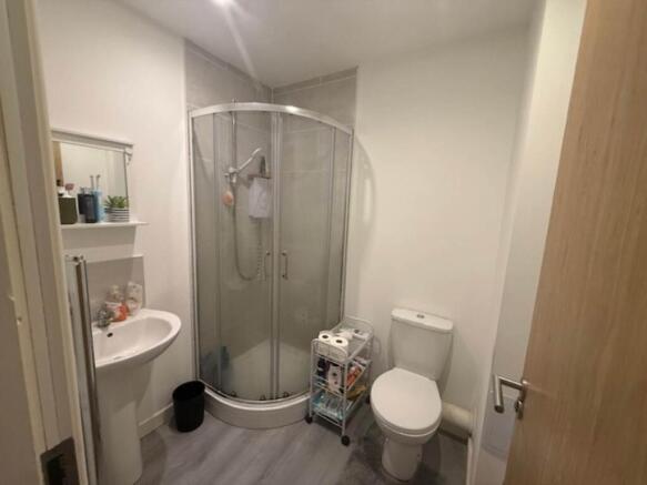 1 bed Flat to rent Image 12