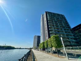 Flat 0/2, 354, Meadowside Quay Walk, Glasgow G11 6ED