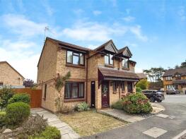 3, Westcombe Close, Bracknell RG12 0GS