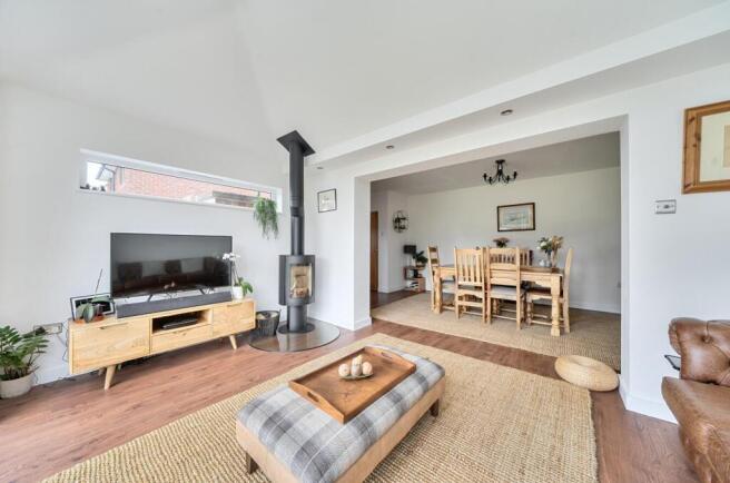 27 Ashby Road