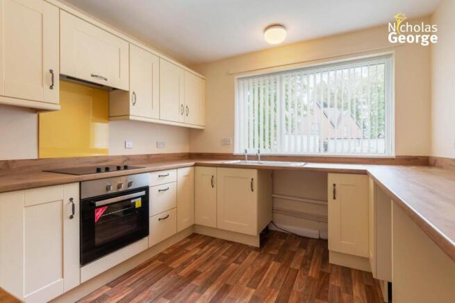 Ramsden Close 22 kitch.jpg