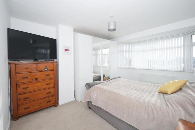 15 Greville Smith Avenue Cv31 2HQ-24.jpg