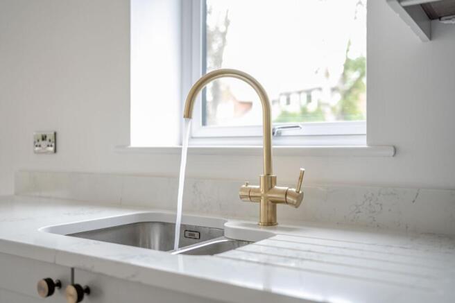 2 bed Flat to rent Image 8