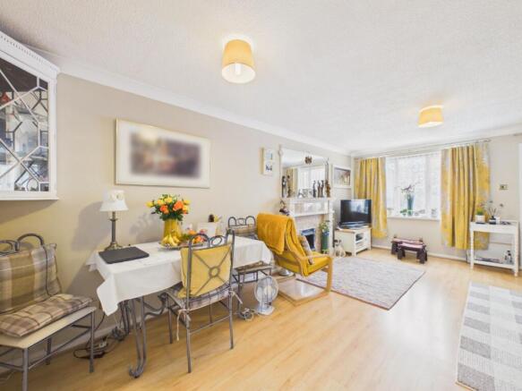 2 bed Semi-Detached for sale Image 4